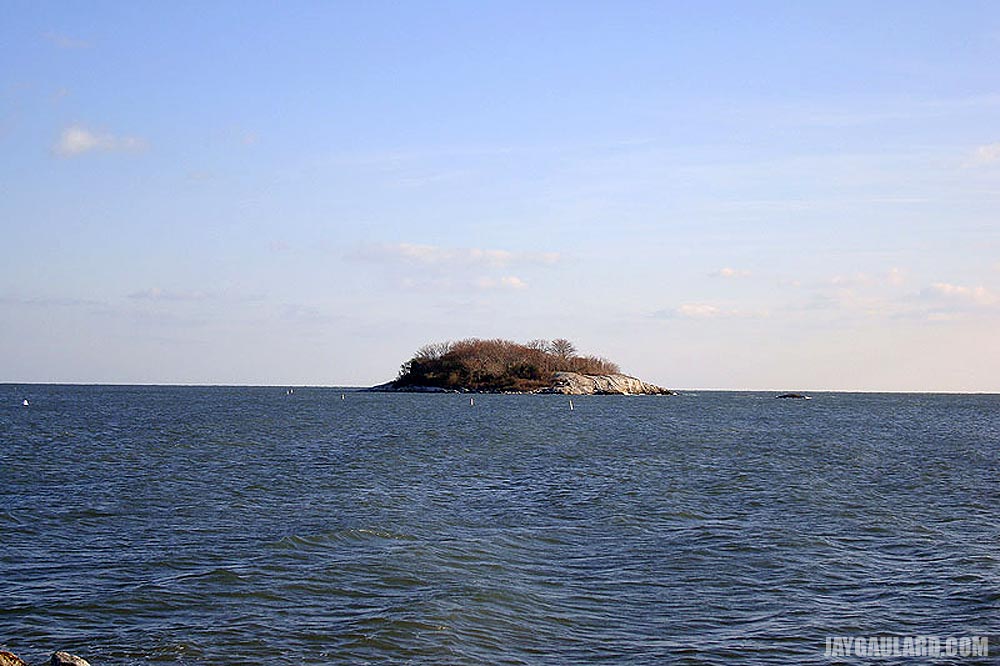 Tuxis Island, Connecticut