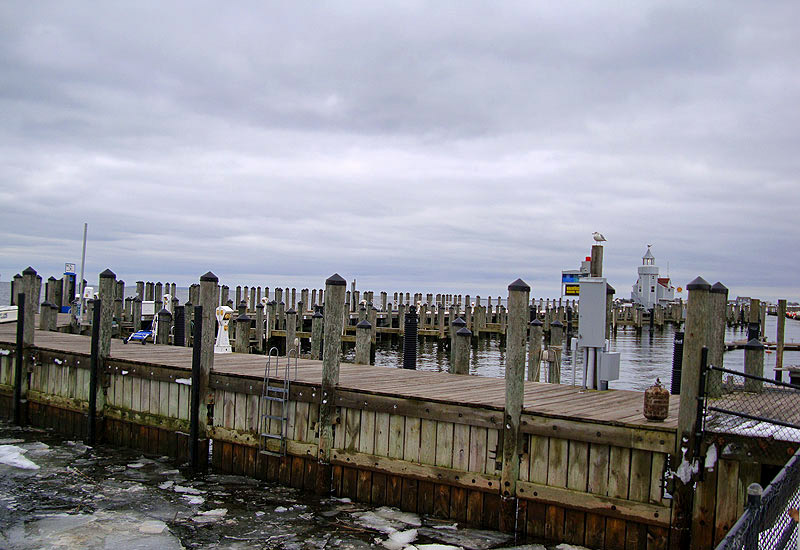 Docks at Saybrook Point Inn