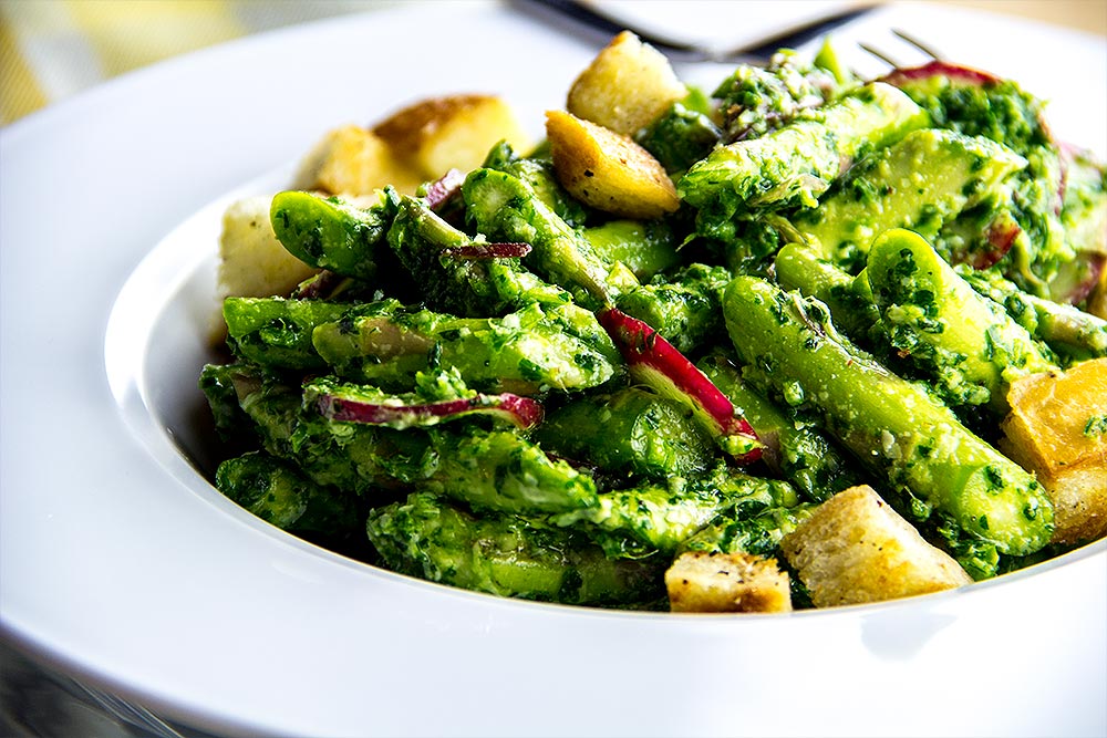 Asparagus & Parmesan Crouton Salad