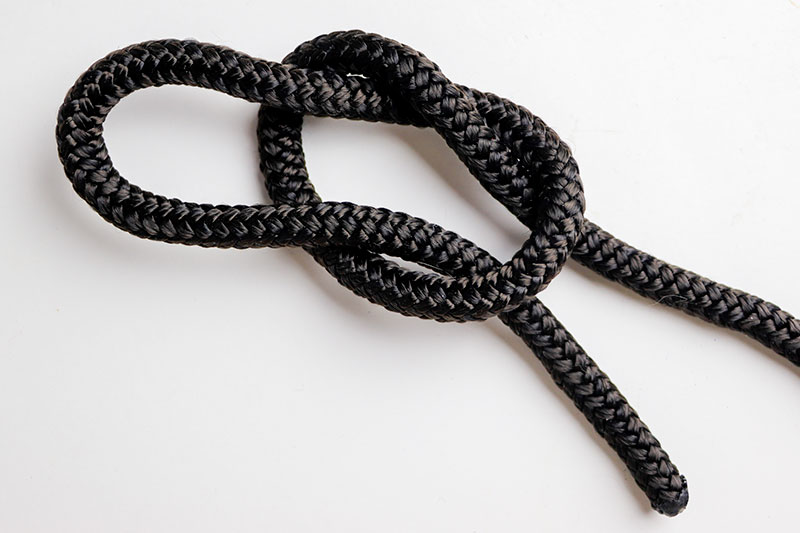 Loose Overhand Knot with Loop
