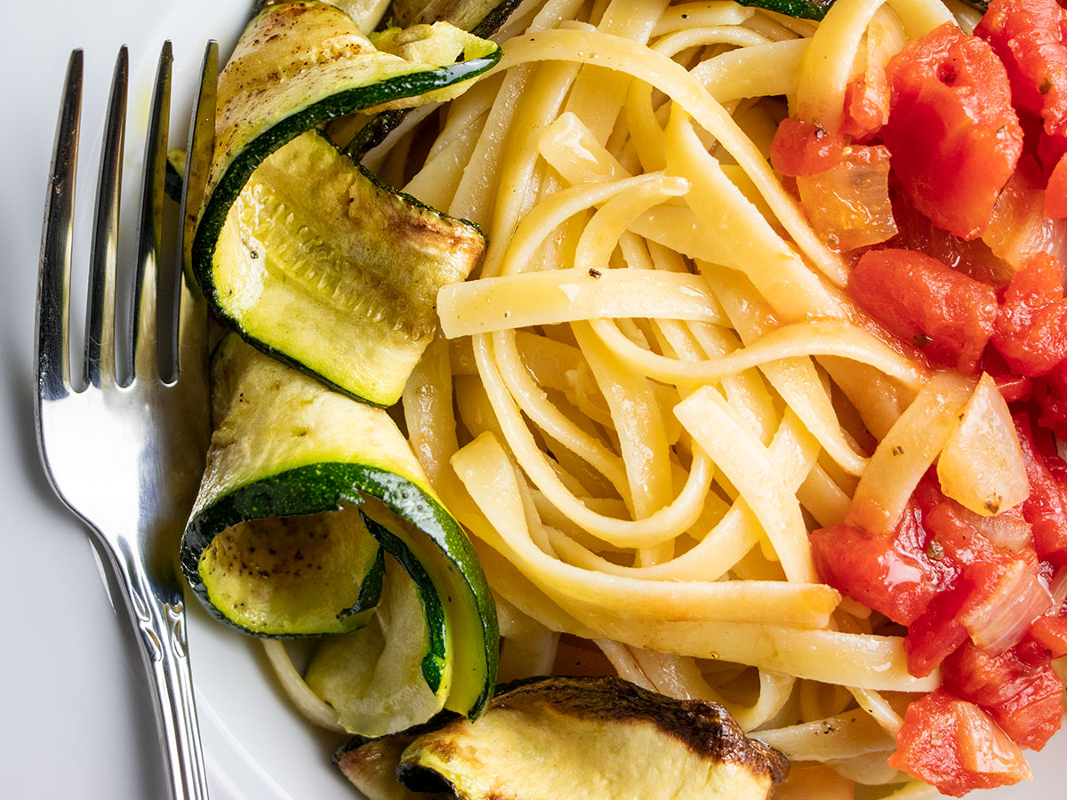Linguini Pasta with Fried Zucchini & Tomato Sauce