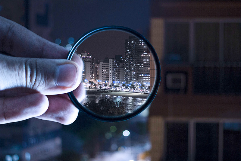 Magnifying City