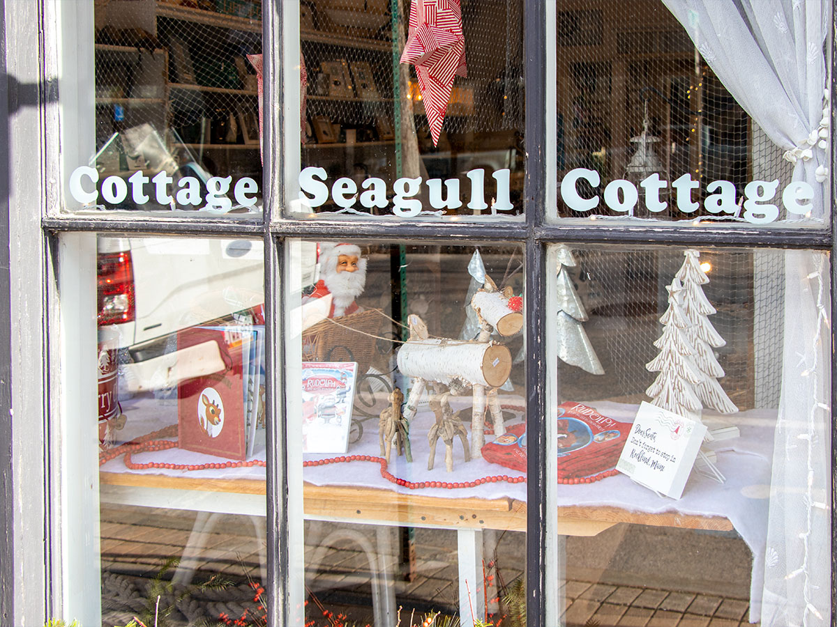 Cottage Seagull Gift Shop, Rockland, Maine