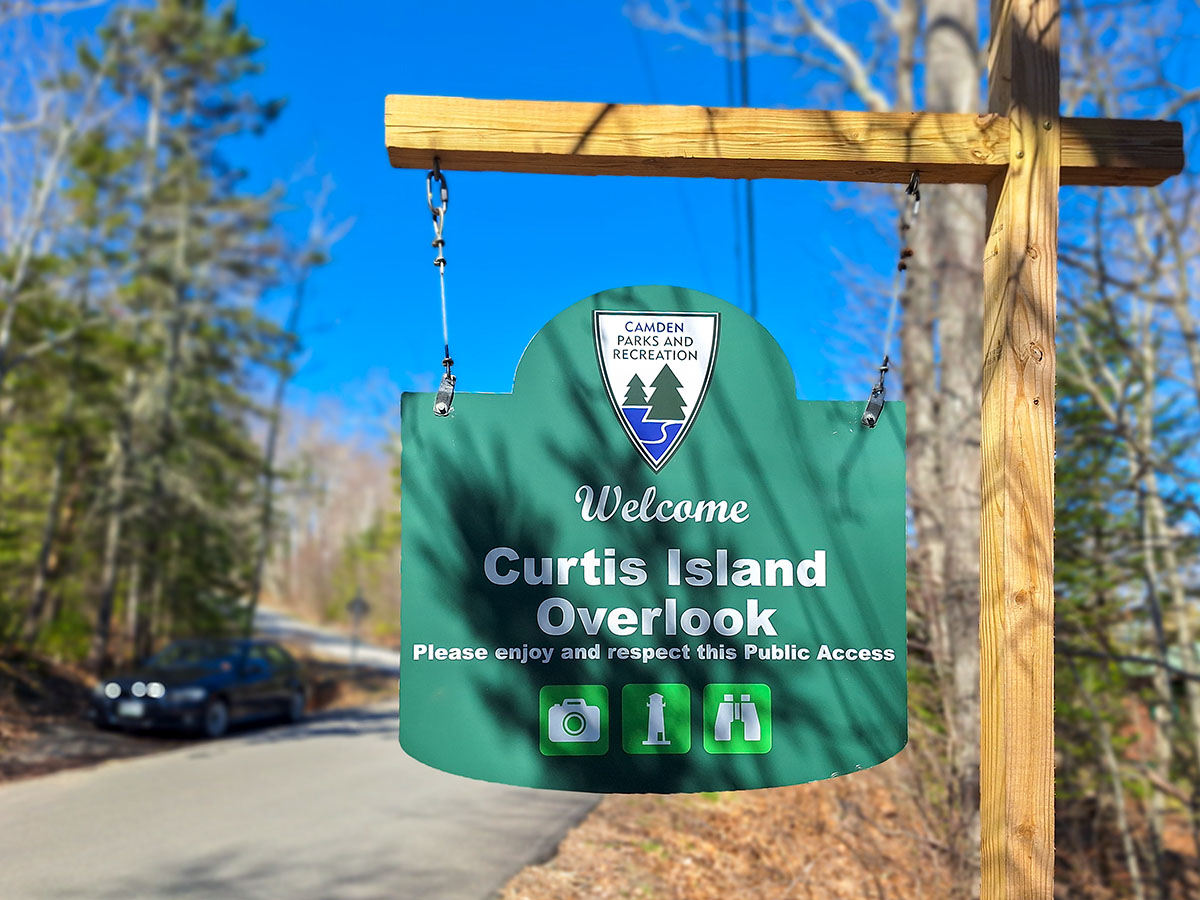Curtis Island Overlook Sign